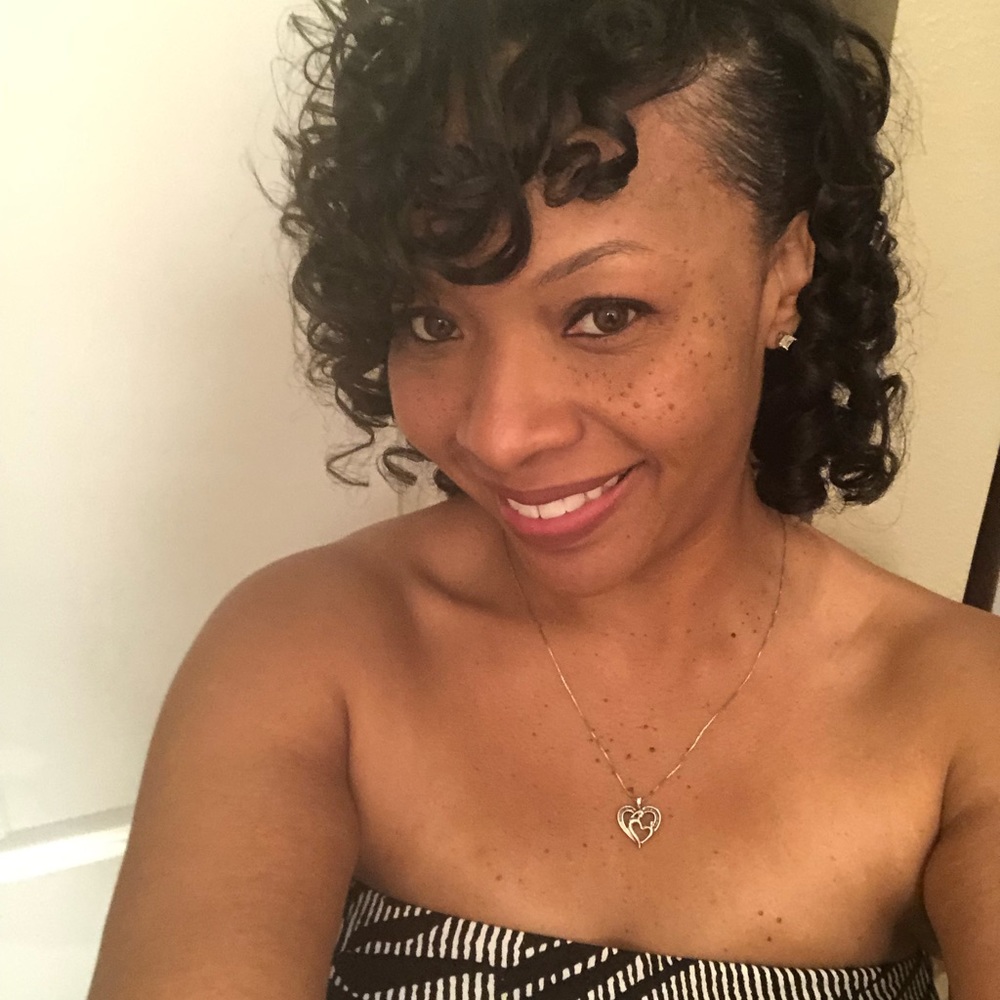 Meet your Posher, Mia